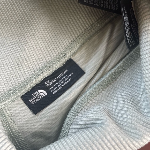 NWT Northface leggings - Picture 4 of 6